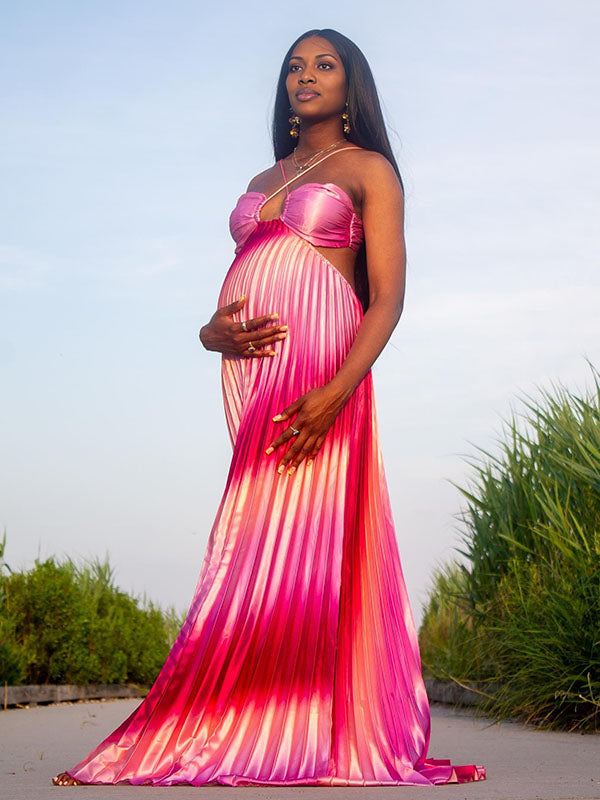 Momnfancy Halter Neck Gradient Color Pleated Maternity Maxi Dress