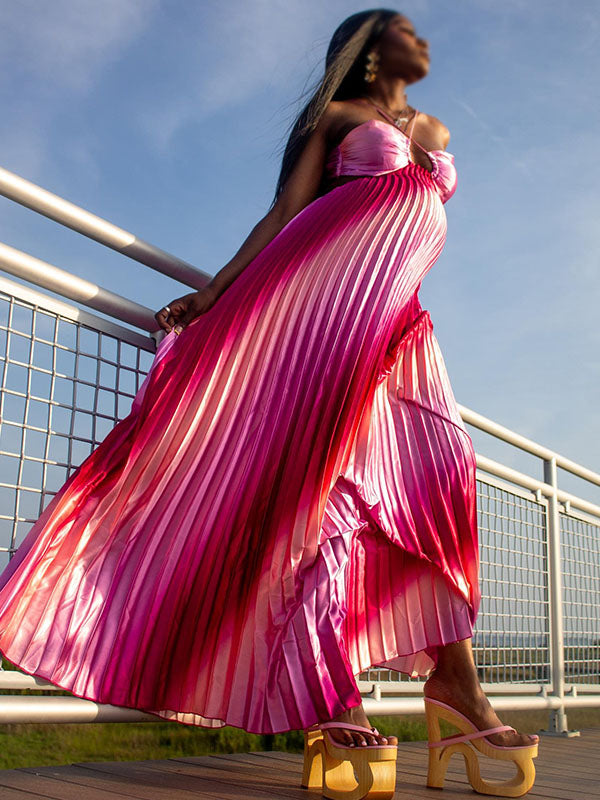 Momnfancy Halter Neck Gradient Color Pleated Maternity Maxi Dress