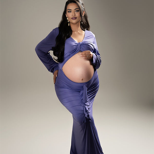 Momnfancy Cut-out Twist Knitted Plunging Neckline Photoshoot Maternity Maxi Dress