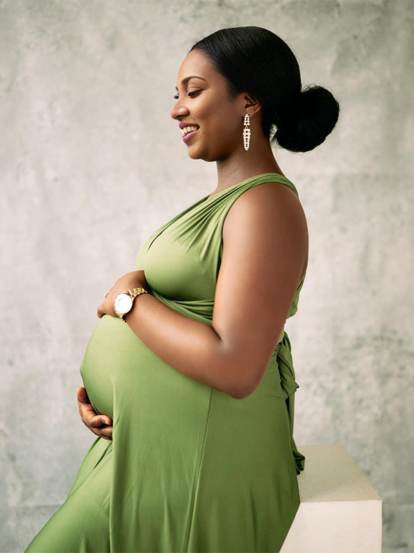 Momnfancy Grass Green Adjusted Strap Flowy Photoshoot Maternity Maxi Dress