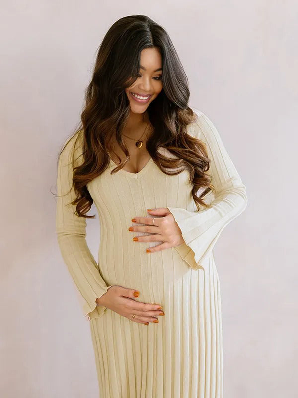 Momnfancy Knit Pleated Big Swing V-neck Plus Size Sweater Elegant Going Out Maternity Photoshoot Baby Shower Maxi Dress