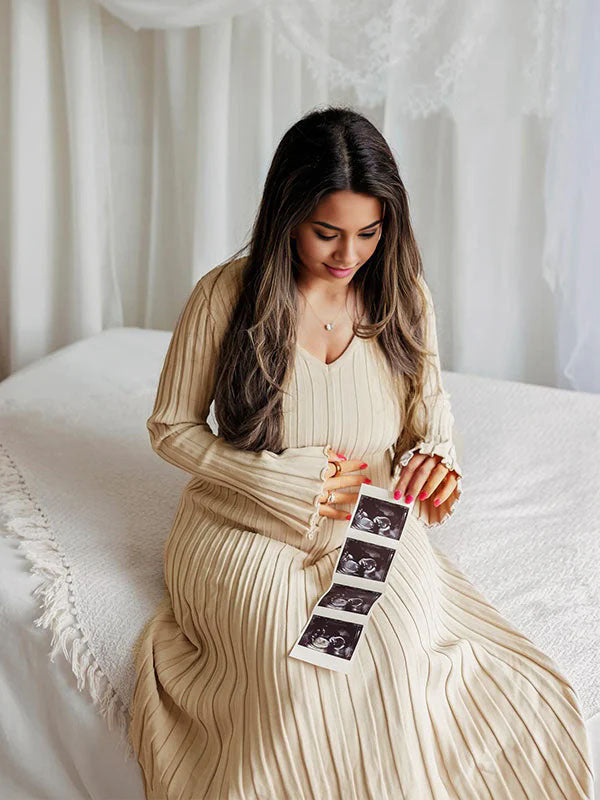 Momnfancy Knit Pleated Big Swing V-neck Plus Size Sweater Elegant Going Out Maternity Photoshoot Baby Shower Maxi Dress