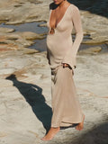 Momnfancy Backless Buckles Deep V-neck Knitting Long Sleeve Elegant Photoshoot Maternity Maxi Dress