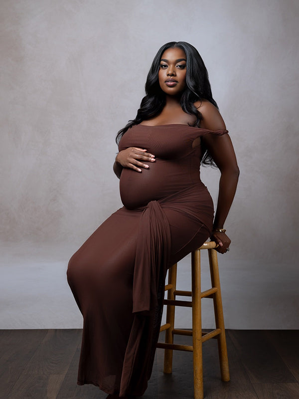 Momnfancy Boat Neck Twist Off-shoulder Ruched Bodycon Maternity Maxi Dress