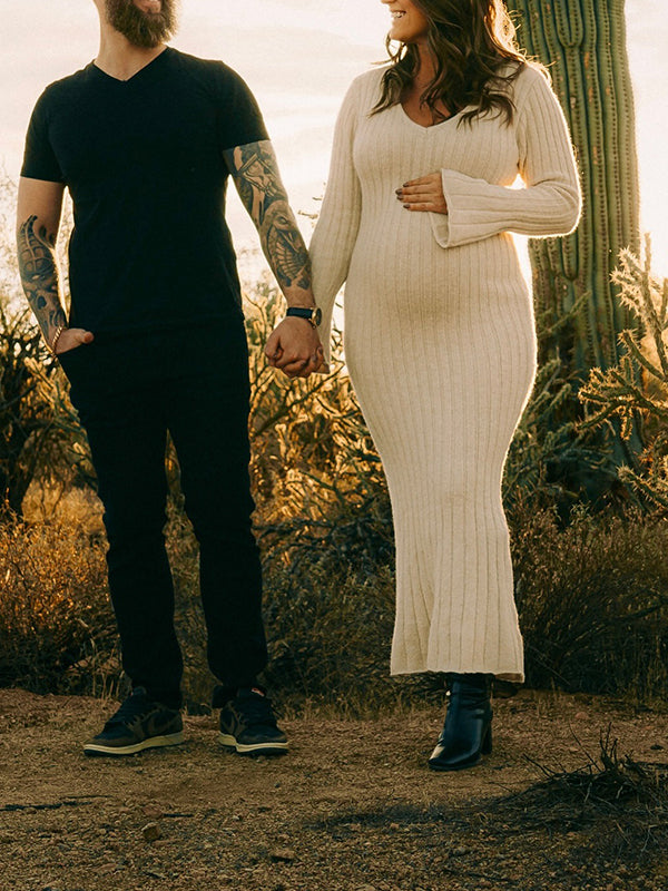 Momnfancy Apricot Knitting V-Neck Bodycon Long Sleeve Photoshoot Maternity Sweater Maxi Dress