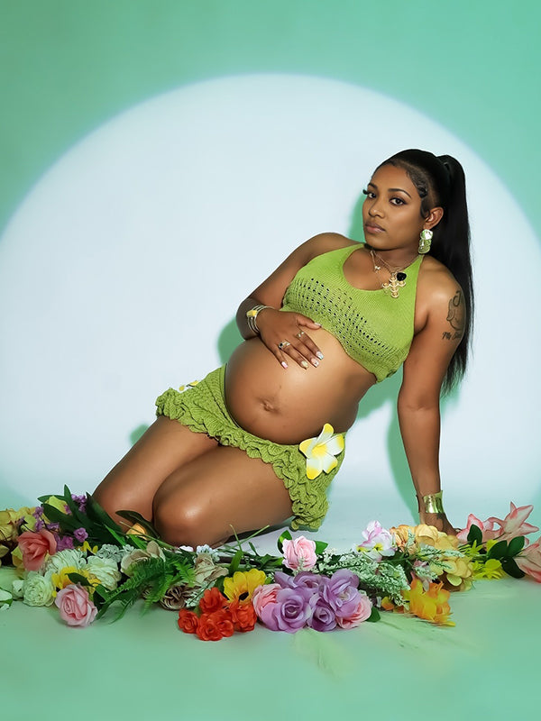 Momnfancy Green Knitwear Halter Neck 2-in-1 Ruffle Photoshoot Maternity Mini Dress
